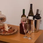 Sinanis Garden House *