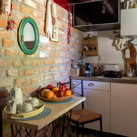 Sinanis Garden House *
