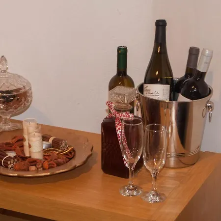 Sinanis Garden House *