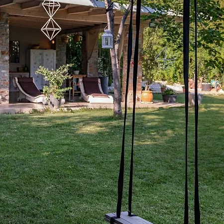 Sinanis Garden House