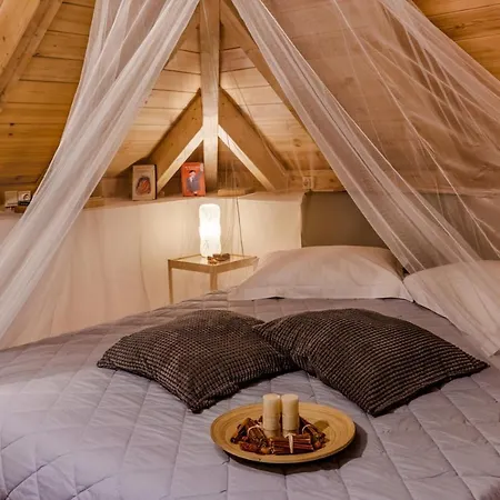 Sinanis Garden House Appartement *