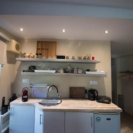 Sinanis Garden House Apartman *