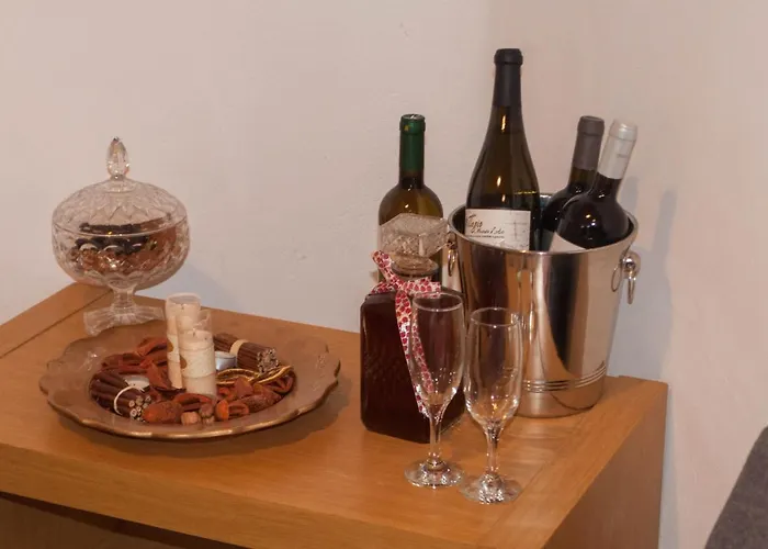 Sinanis Garden House *