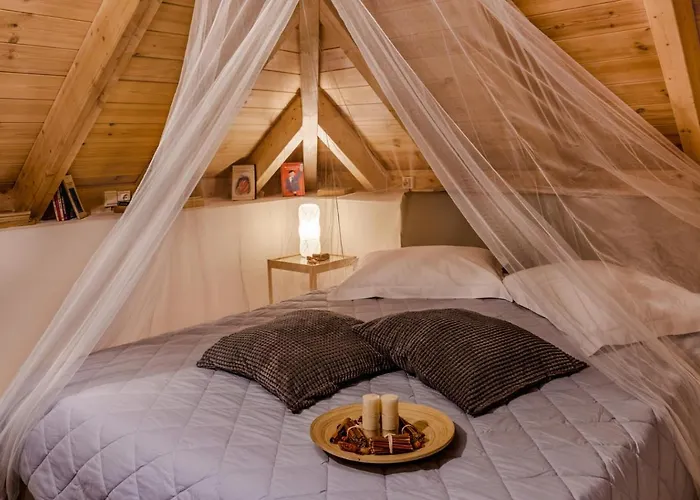 Sinanis Garden House Apartament *