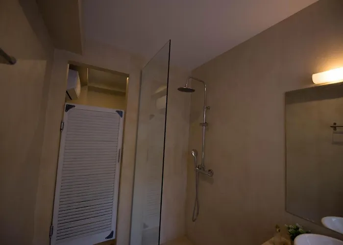 Apartman Sinanis Garden House