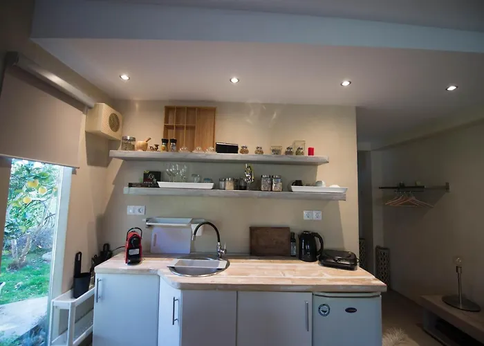 Sinanis Garden House Apartman *