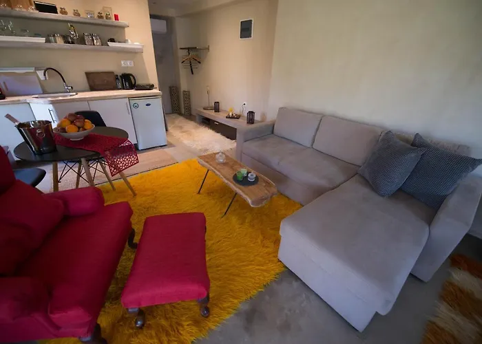 Apartman Sinanis Garden House